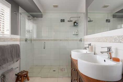 Photo of property in 51 Inverness Drive, Pyes Pa, Tauranga, 3112