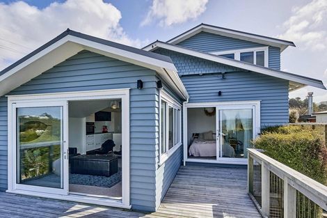 Photo of property in 44 Mortimer Terrace, Aro Valley, Wellington, 6021