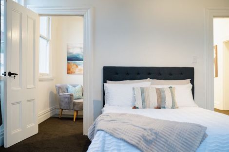 Photo of property in 50 Manor Place, Dunedin Central, Dunedin, 9016