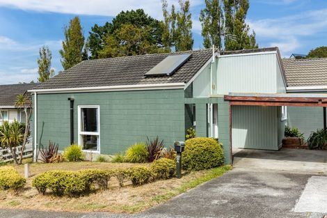 Photo of property in 10a Penryn Drive, Camborne, Porirua, 5026
