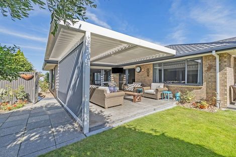 Photo of property in 28 Durrell Way, Rolleston, 7614