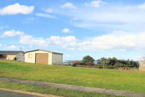 Photo of property in 8 Arohia Place, Snells Beach, 0920