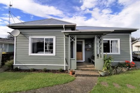 Photo of property in 5 Rawhiti Street, Dannevirke, 4930