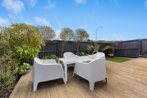 Photo of property in 22 Serenity Crescent, Kelvin Grove, Palmerston North, 4414
