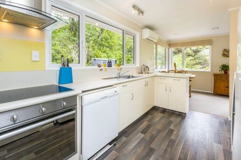 Photo of property in 59 Elmslie Road, Pinehaven, Upper Hutt, 5019