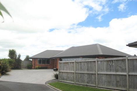 Photo of property in 51 Oaklands Drive, Cambridge, 3434