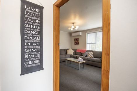 Photo of property in 1/4 Standish Street, New Plymouth, 4310