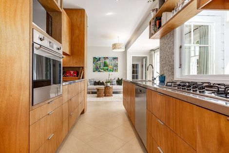 Photo of property in 80a Jubilee Road, Khandallah, Wellington, 6035