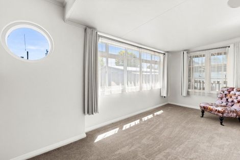 Photo of property in 1 Rutherford Road, Marewa, Napier, 4110