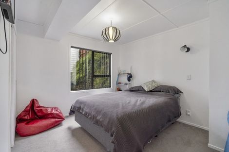 Photo of property in 12 Fairfax Terrace, Frankleigh Park, New Plymouth, 4310