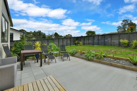 Photo of property in 19b Albatross Road, Red Beach, 0932