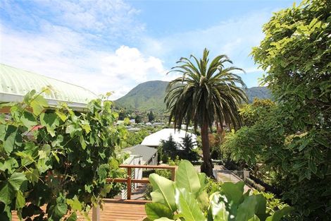 Photo of property in 125 Wellington Street, Picton, 7220