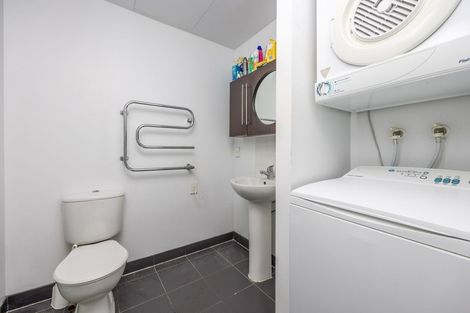 Photo of property in Q-central 44-58 Apartments, 3a/46 Liverpool Street, Auckland Central, Auckland, 1010