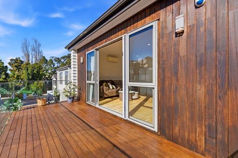 Photo of property in 2/65 Francis Street, Hauraki, Auckland, 0622