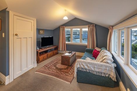 Photo of property in 5 Derby Street, Mount Victoria, Wellington, 6011