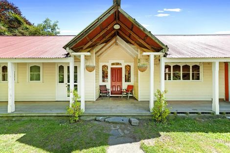 Photo of property in Kirwee House, 1470 Courtenay Road, Kirwee, Darfield, 7671