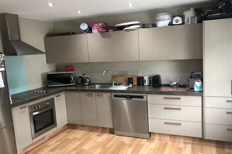 Photo of property in 8a Broadbent Street, Riccarton, Christchurch, 8041