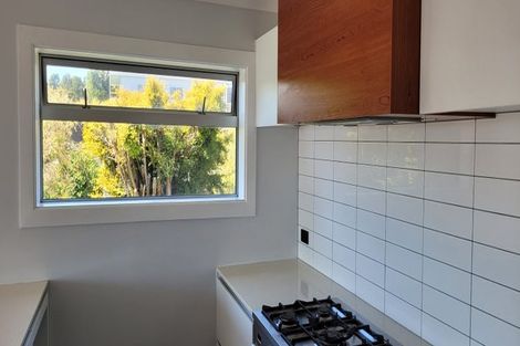 Photo of property in 53 Calvert Road, Lynmouth, New Plymouth, 4310