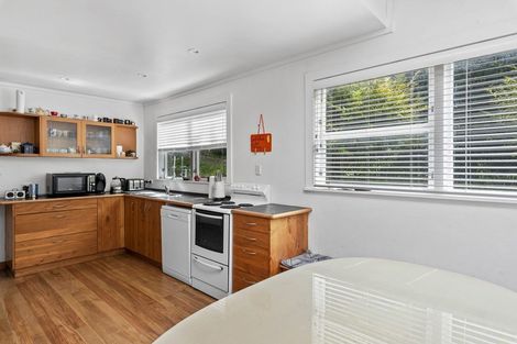 Photo of property in 57 Tilley Road, Paekakariki, 5034
