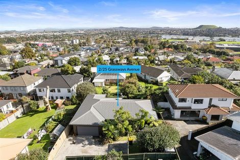 Photo of property in 2/25 Grassways Avenue, Pakuranga, Auckland, 2010