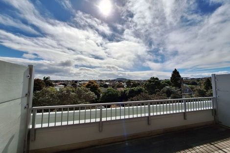 Photo of property in 1b/3 Keystone Avenue, Mount Roskill, Auckland, 1041