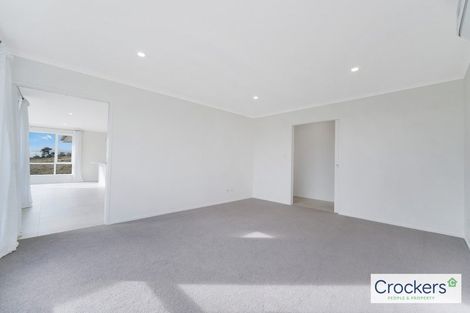 Photo of property in 1522a Old North Road, Helensville, 0875