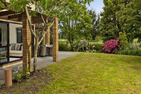 Photo of property in 35 Oak Manor Drive, Albany, Auckland, 0632