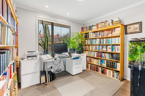 Photo of property in 23 Grandvista Drive, Green Island, Dunedin, 9018