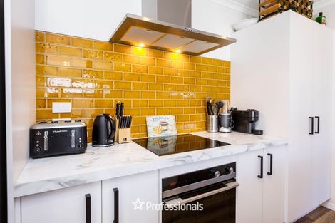 Photo of property in 18 Castletown Street, Wallaceville, Upper Hutt, 5018