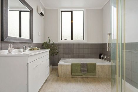 Photo of property in 26a Hargest Crescent, Saint Kilda, Dunedin, 9012