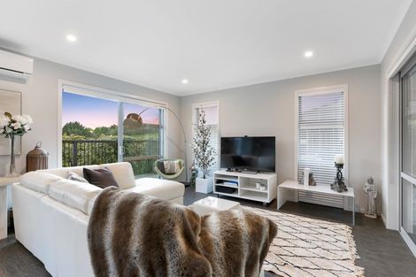 Photo of property in 58 Puhirake Crescent, Pyes Pa, Tauranga, 3112