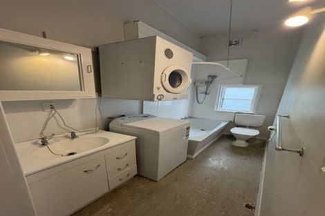 Photo of property in 102 Tinakori Road, Thorndon, Wellington, 6011