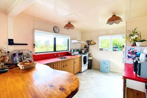 Photo of property in 4 Harbour View Road, Pukenui, 0484