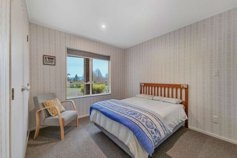 Photo of property in 24 Mountain Road, Western Heights, Rotorua, 3015