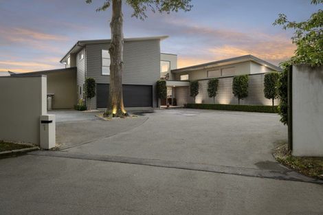 Photo of property in 1 Westall Lane, Avonhead, Christchurch, 8042