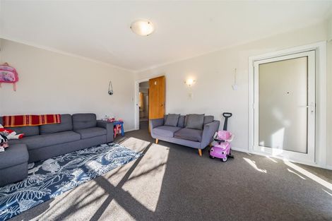 Photo of property in 120 Kings Crescent, Hutt Central, Lower Hutt, 5010