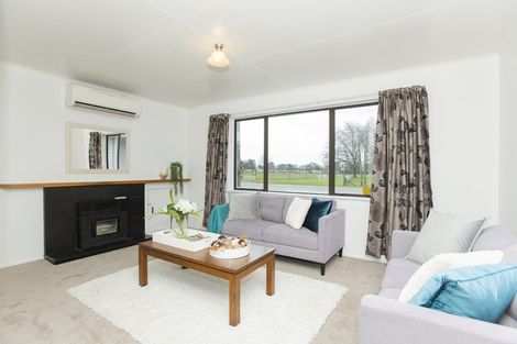 Photo of property in 37 Main Road, Makaraka, Gisborne, 4010