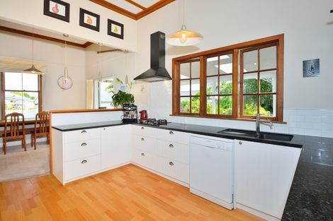 Photo of property in 16 Domett Street, Whataupoko, Gisborne, 4010