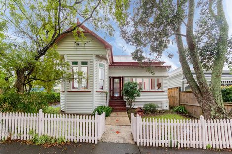 Photo of property in 18 Kowhai Street, Mount Eden, Auckland, 1024