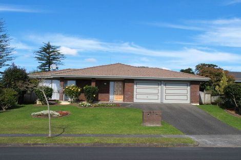 Photo of property in 10 Summermist Drive, Northpark, Auckland, 2013