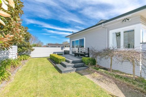 Photo of property in 7 Hilton Road, St Andrews, Hamilton, 3200