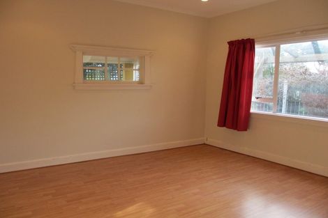 Photo of property in 2/15 Memorial Avenue, Ilam, Christchurch, 8053