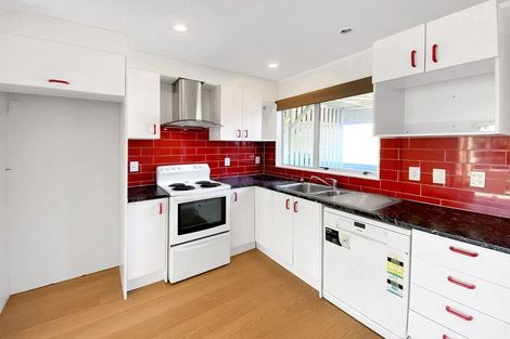 Photo of property in 7 Hollydale Grove, Churton Park, Wellington, 6037