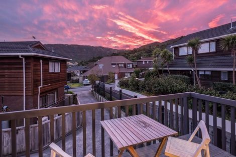 Photo of property in 55 Thatcher Crescent, Crofton Downs, Wellington, 6035