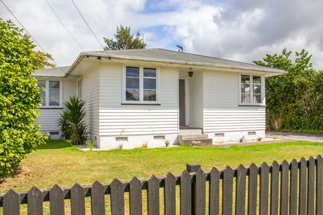 Photo of property in 5 Madden Place, Solway, Masterton, 5810