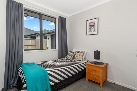 Photo of property in 74 Puhirake Crescent, Pyes Pa, Tauranga, 3112