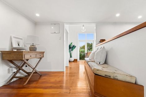 Photo of property in 49 Te Aute Road, Havelock North, 4130