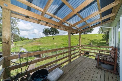 Photo of property in 187 Cemetery Road, Sanson, Palmerston North, 4479