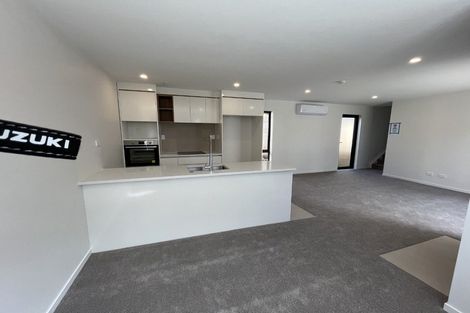 Photo of property in 5/535 Swanson Road, Ranui, Auckland, 0612