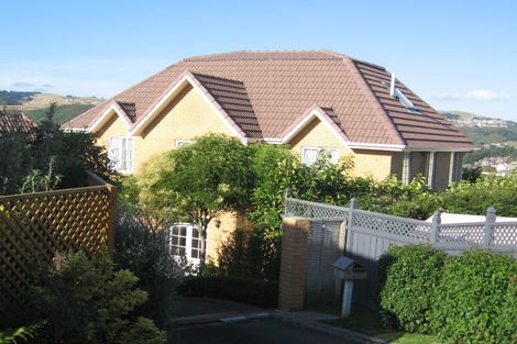 Photo of property in 9 Derry Hill, Churton Park, Wellington, 6037